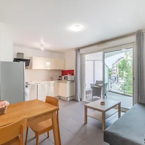  Appartamento Le Printemps, Centre Juan Les Pins , 100m Des Plages, 70m De La Gare De Juan Les Pins